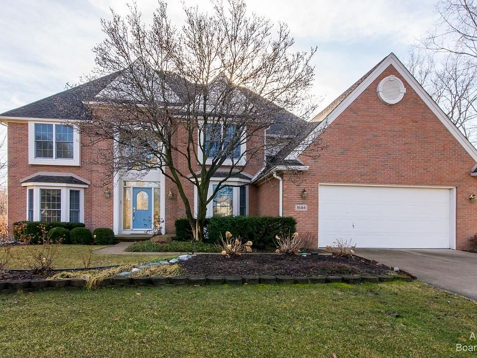 1st image of 1684 Park Side Ct