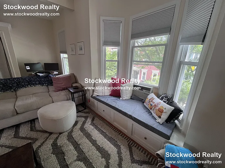 11 Gates St #2 — Photo 8