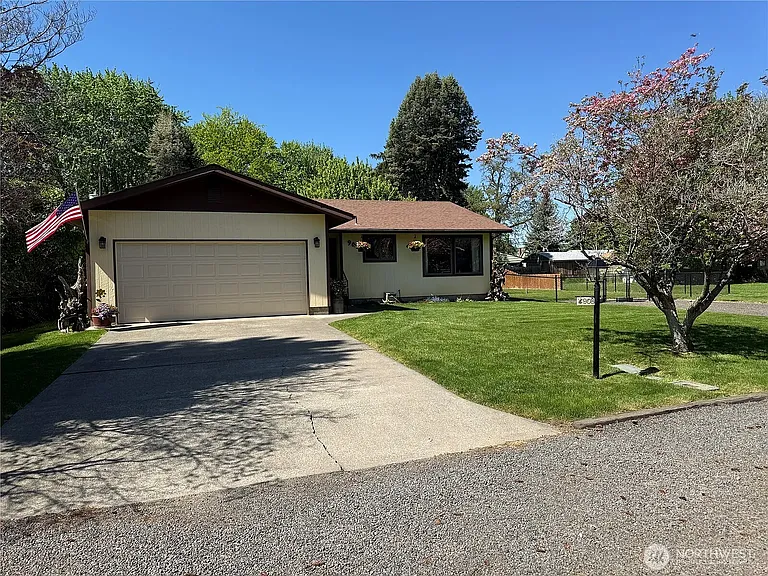 908 S 6th St — Photo 1