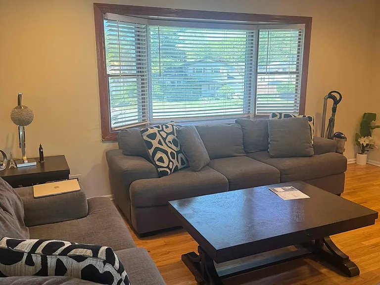 5 Timothy Ct — Photo 11
