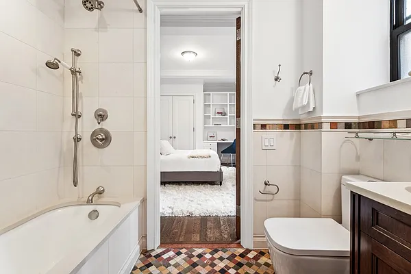 Sold by Compass | media 15