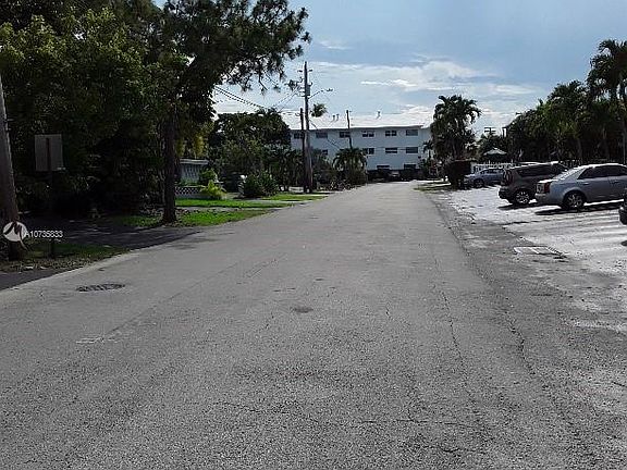 3rd image of 1101 NW 30th Ct APT 3