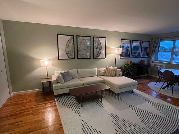 5th image of 100 Lincoln Ave APT 19D