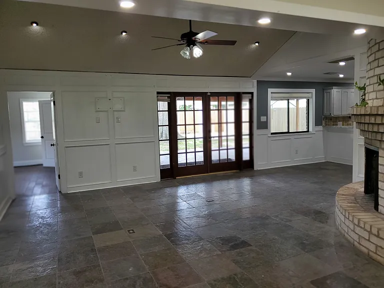8302 Garden Parks Dr — Photo 9