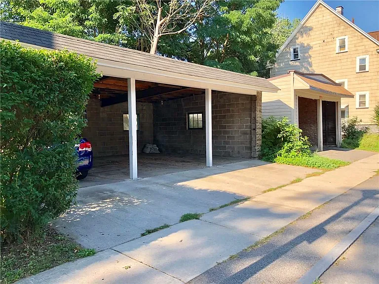 95 Avondale Park #95 — Photo 8