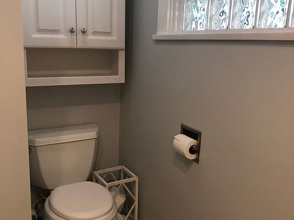 4th image of 10220 W 93rd Ave