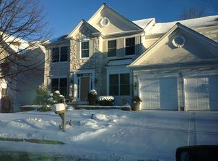 51 Continental Cir, Totowa, NJ 07512