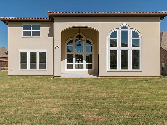3rd image of 709 Helmsley Pl