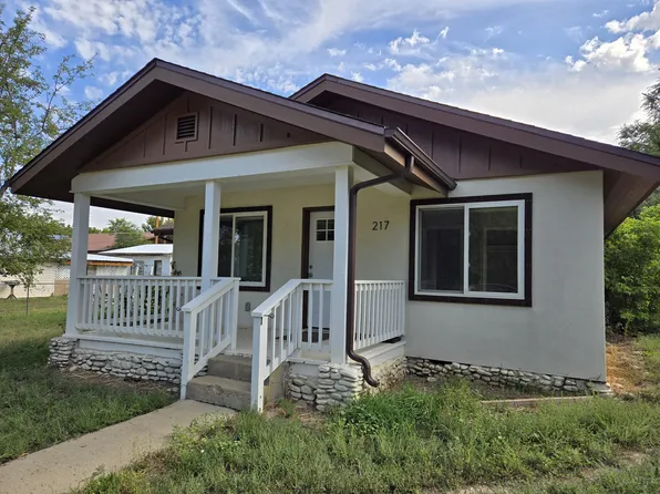 217 S Mesa St, Mancos, CO 81328