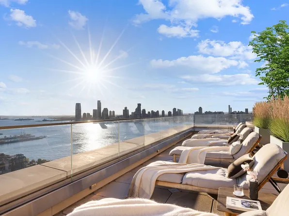 110 Charlton Street image 8 of 16