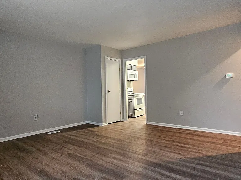 3030-3032 Creekview Circle — Photo 21