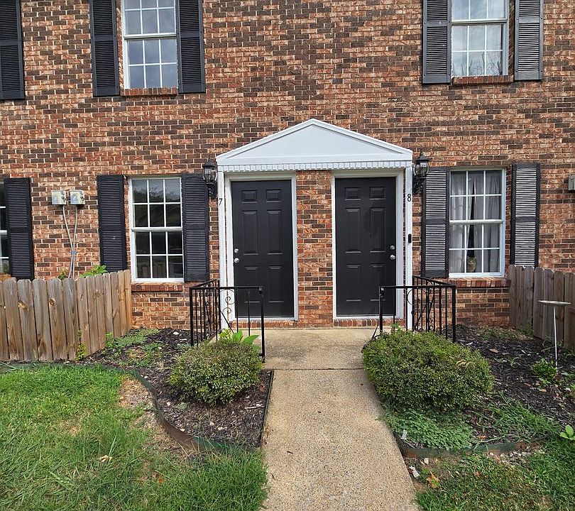 1st image of 591 E Boswell St #8