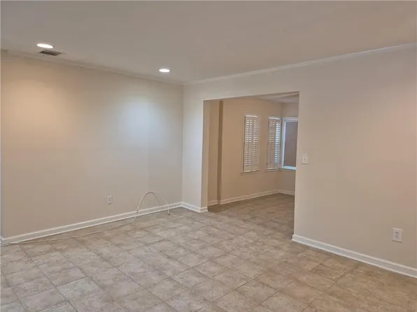 49 Monet Ct NW, Atlanta, GA