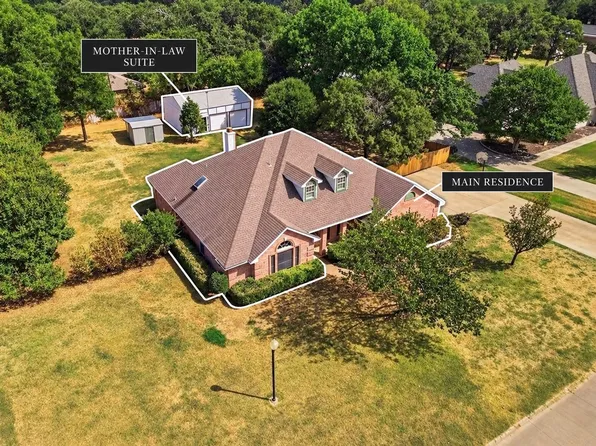 7501 Cains Meadow Ct, Burleson, TX 76028