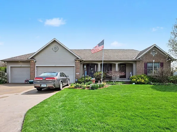 58438 Westleaf Manor Blvd, Elkhart, IN 46517