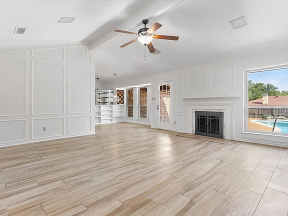 4th image of 4204 Misty Meadow Dr