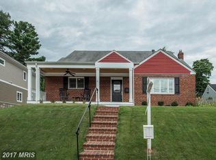 2807 John Marshall Dr, Arlington, VA 22207