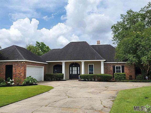 2nd image of 32788 Twain Dr
