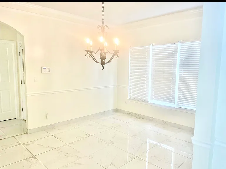 10505 Hawk Inlet Dr — Photo 6
