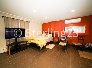 25-21 34th St #1, Astoria, NY 11103