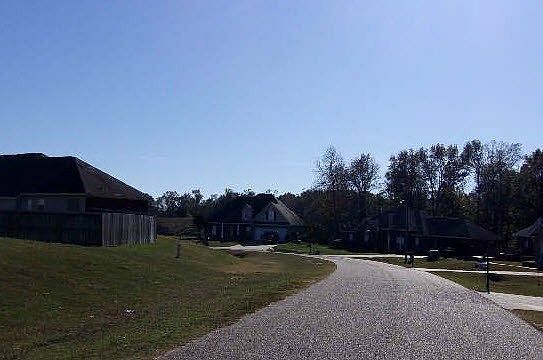 2nd image of 420 Wind Ridge Dr