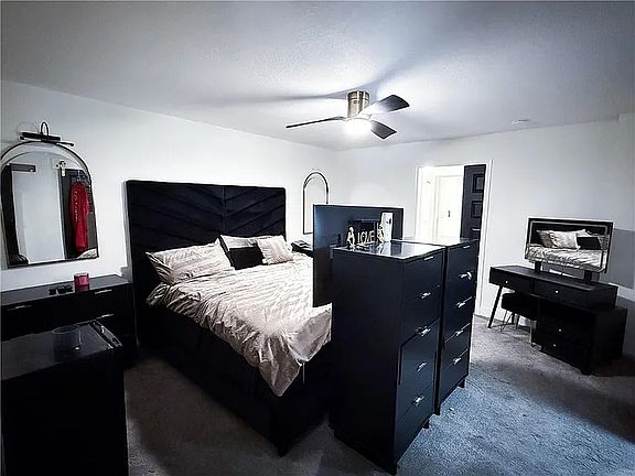 3rd image of 9300 E 90th Pl