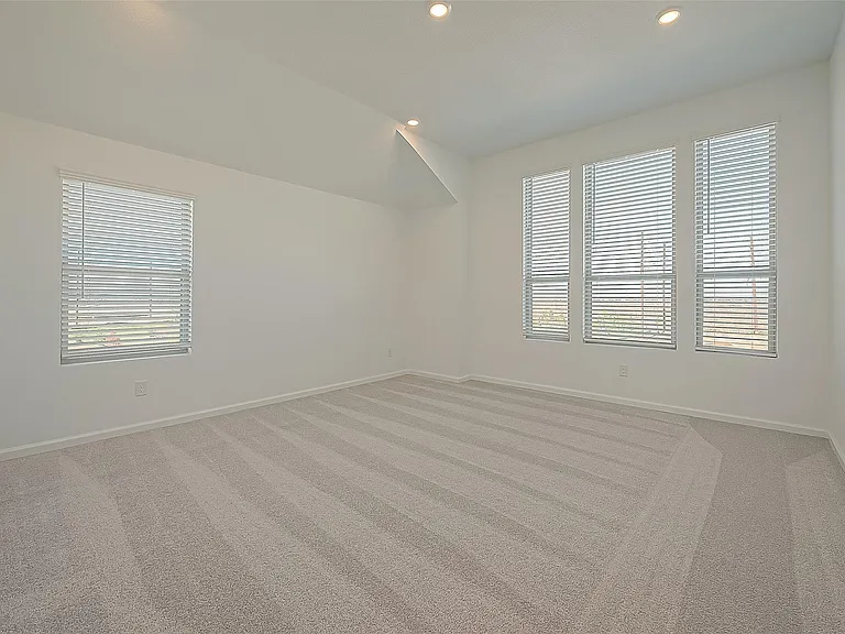 5402 Holly Haven Ct — Photo 30