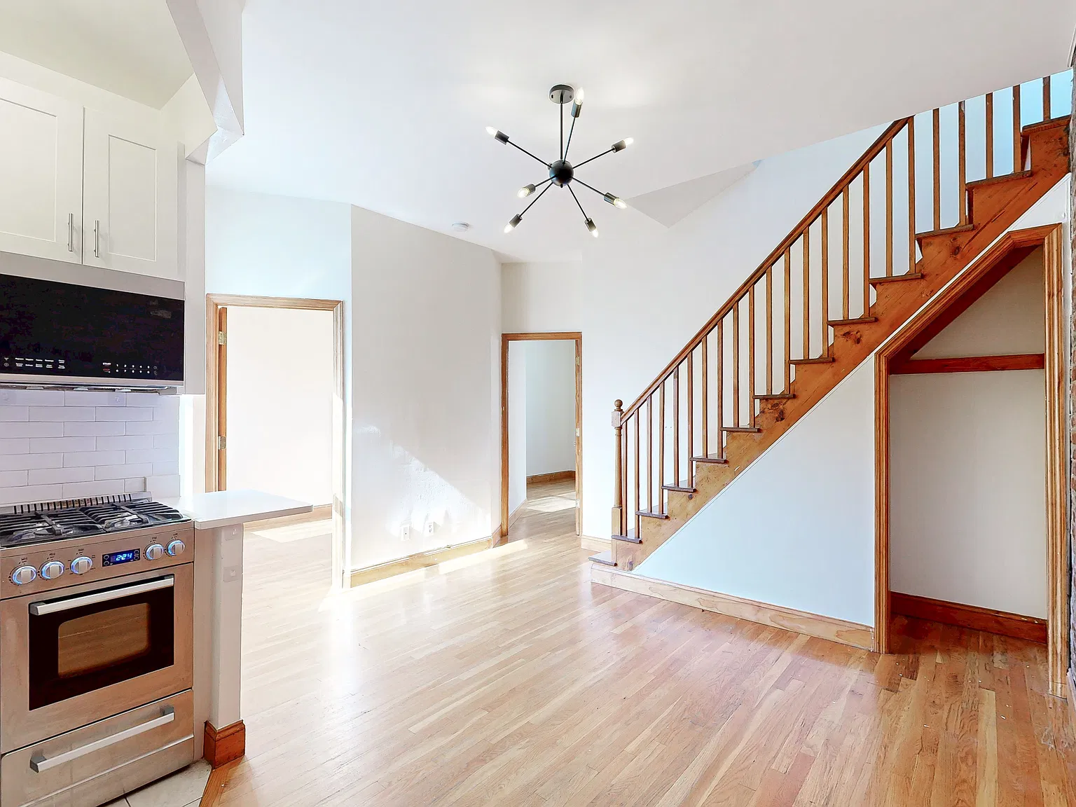 312 West 48th Street — Photo 4