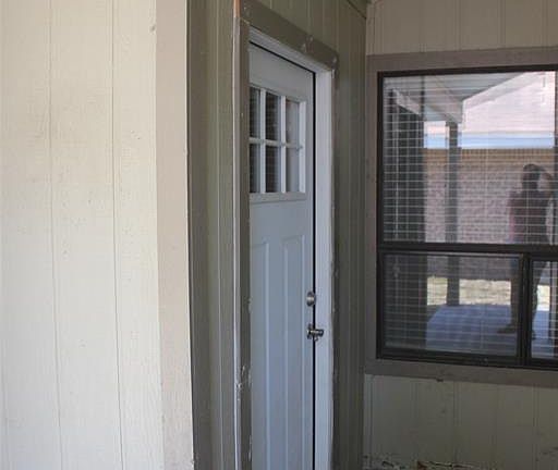 5th image of 925 Sundance St