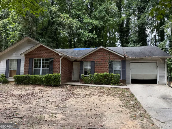 2033 Pine Cone Dr SW, Atlanta, GA 30331