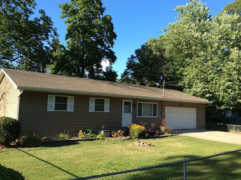 1st image of 7020 W 128th Ave