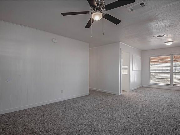 4th image of 203 Shelter Ln