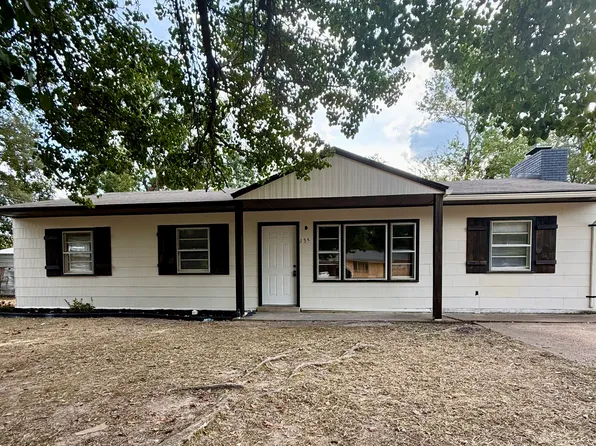 135 Maple St, Columbus, MS 39702