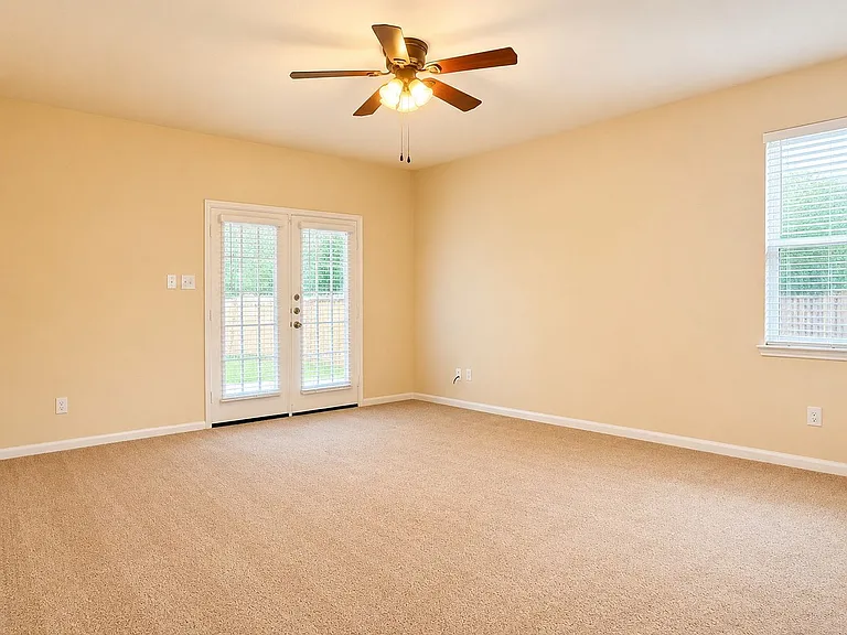 7599 Fettle Ln — Photo 6