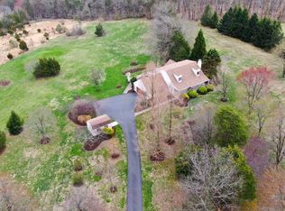 32 Kratz Rd, Perkiomenville, PA 18074