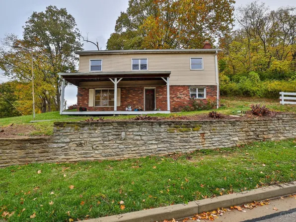 130 Parkside Ave, Greendale, IN 47025