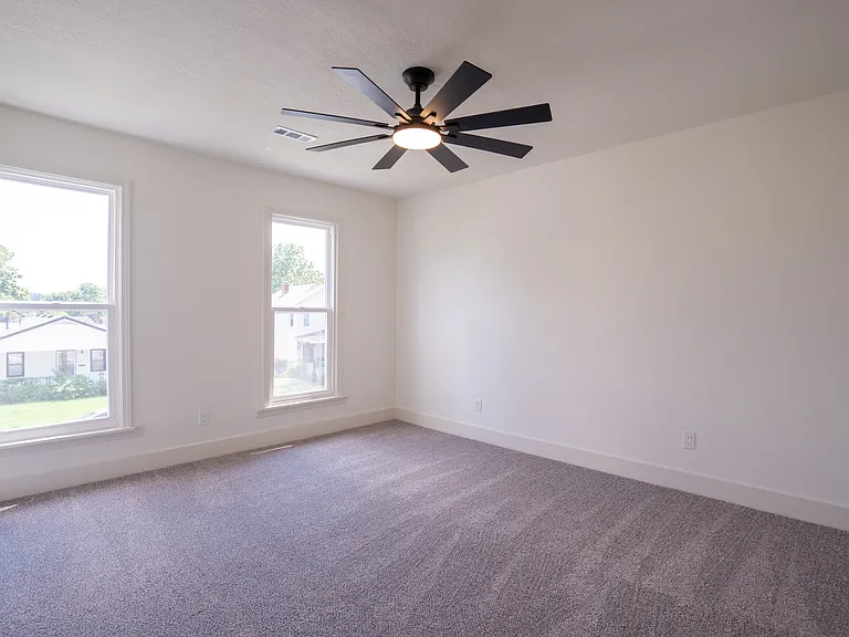 634 Northrup Ave — Photo 7