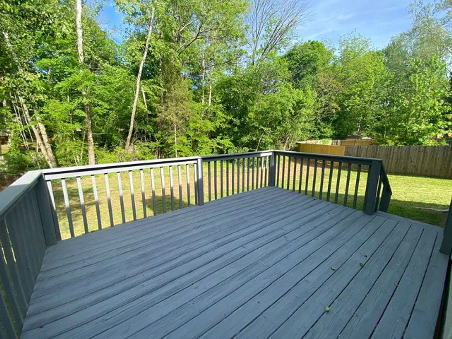 1/2 Month Off Special: 3 bed, 2bath with 1 car garage with many upgrades — Photo 4
