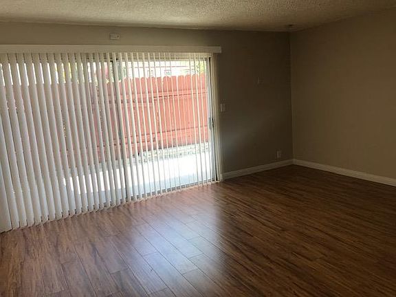 4th image of 180 E Villa St #5