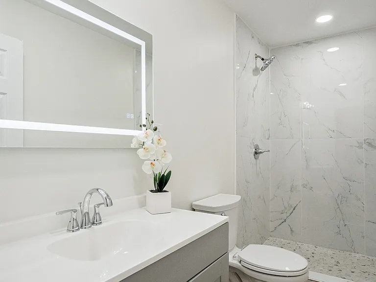 1222 E Vaile Ave #4 — Photo 7