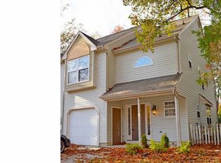 64 Meadows Dr, Glassboro, NJ