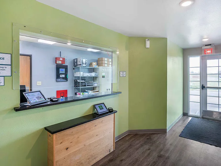 Lobby and Guest Check-in