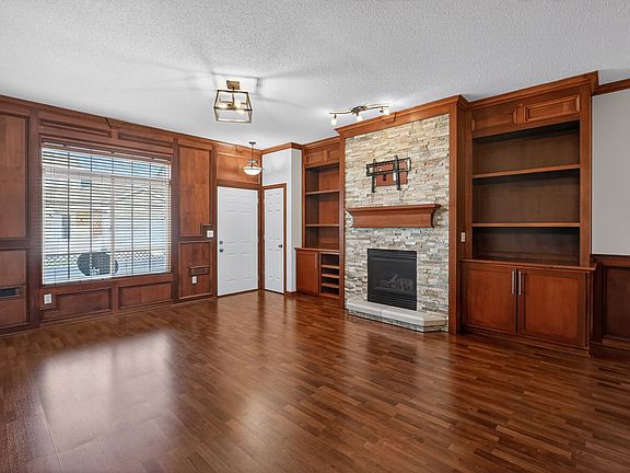 3rd image of 5484 Longview Ct Unit 6