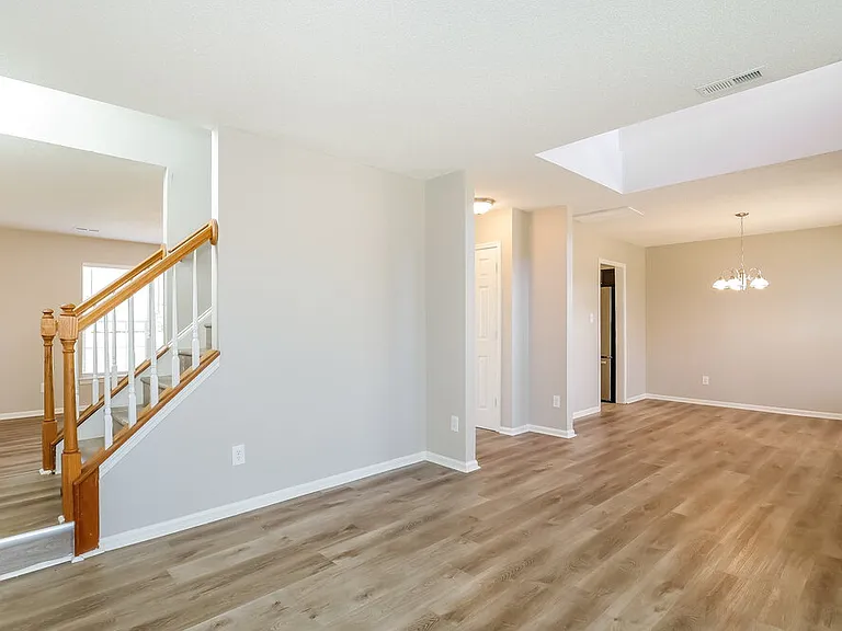2909 Dairywood Ln — Photo 6