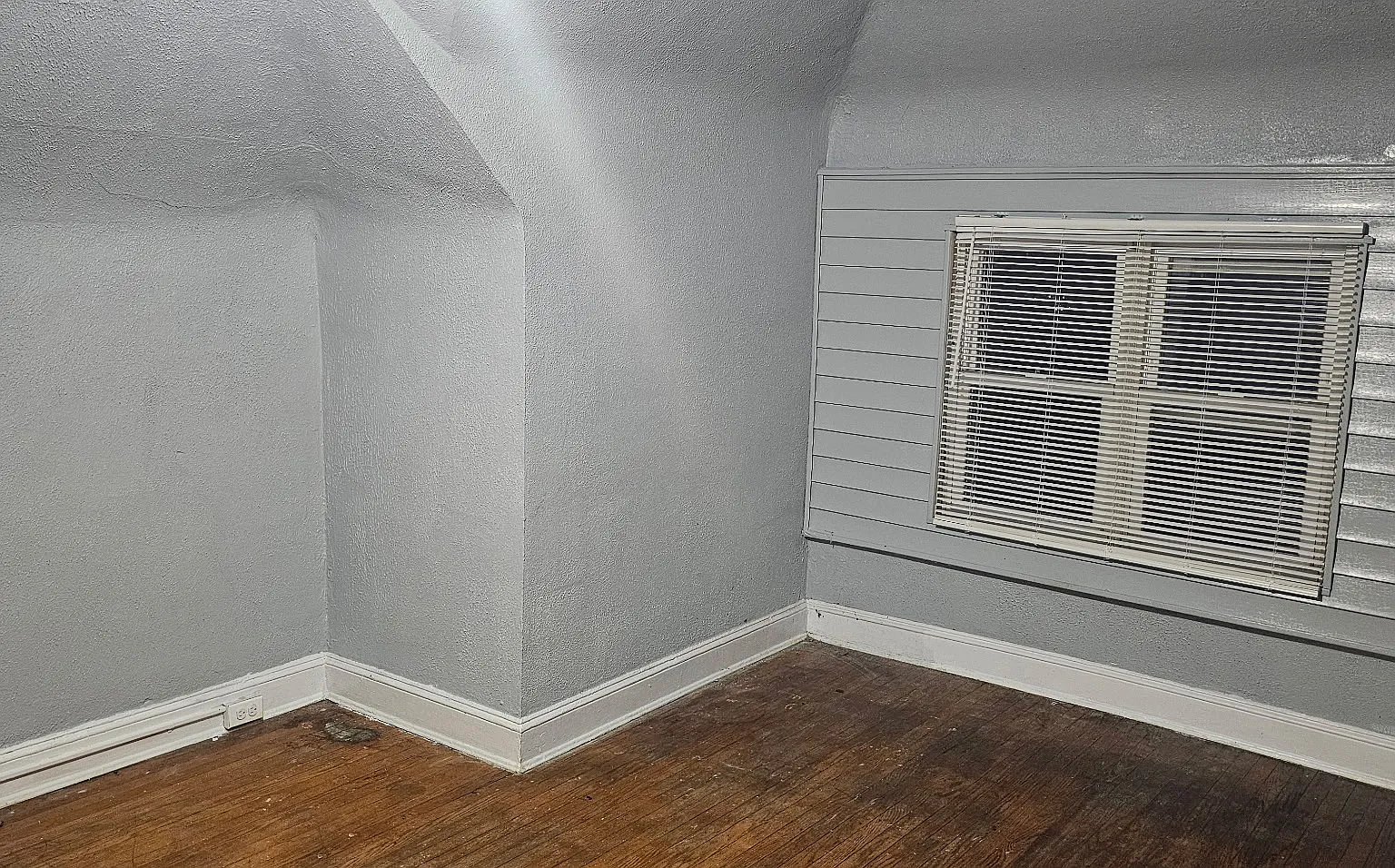 1 bed, 400 sqft, $850 — Photo 2