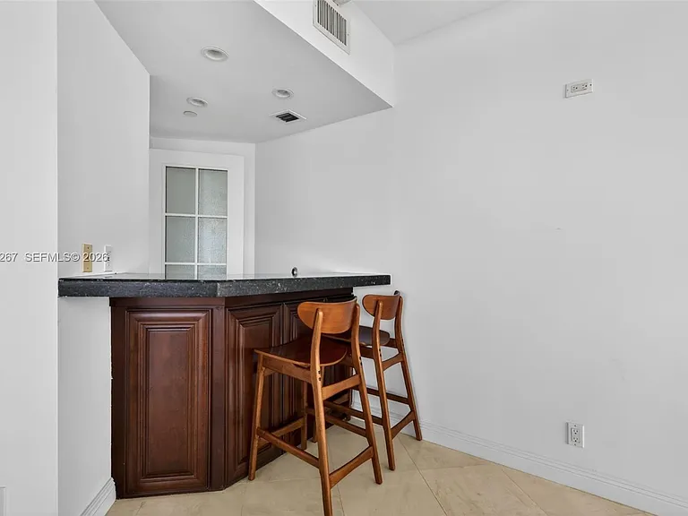 3000 Island Blvd #2305 — Photo 12