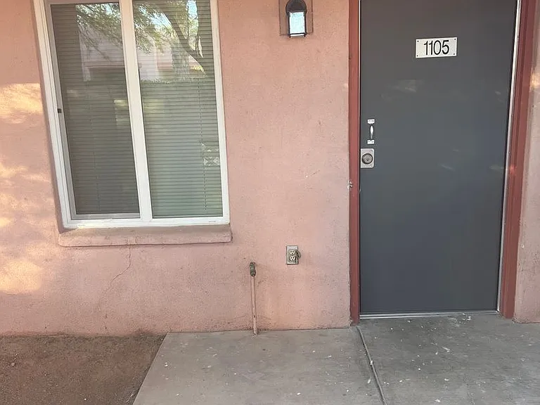 510 W Sahuaro St — Photo 2