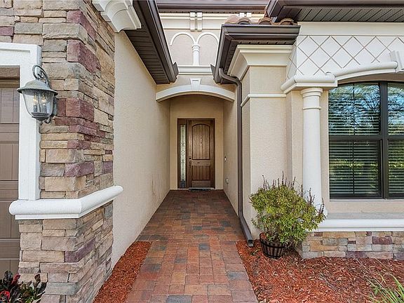 3rd image of 28528 Longford Ct