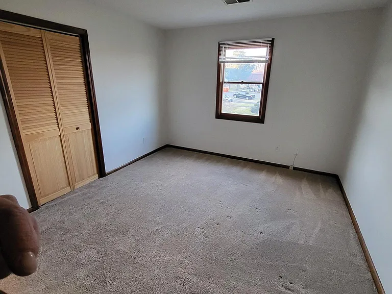 84 Village Ln — Photo 24