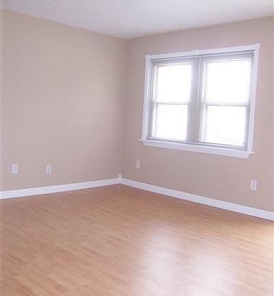 4th image of 620 S Central Ave